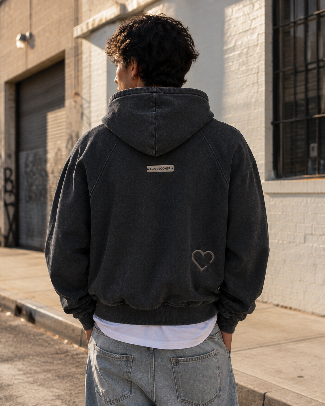 SNOW WASH CROP HOODIE men's editorial back