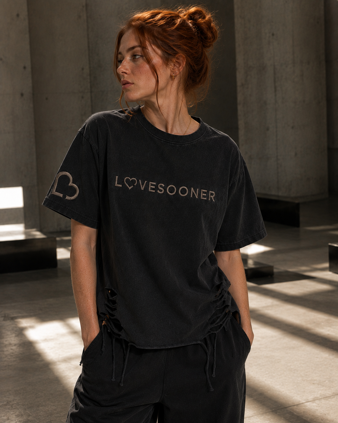SNOW WASH RAW-HEM TEE women's editorial front