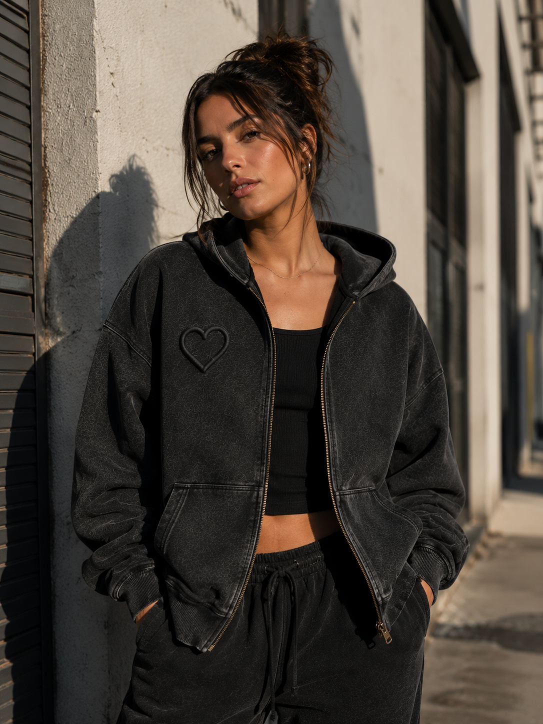 SNOW WASH ZIP HOODIE worn by her