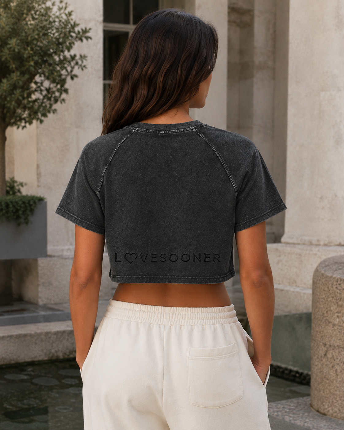 MINERAL WASH CROP TEE back detail