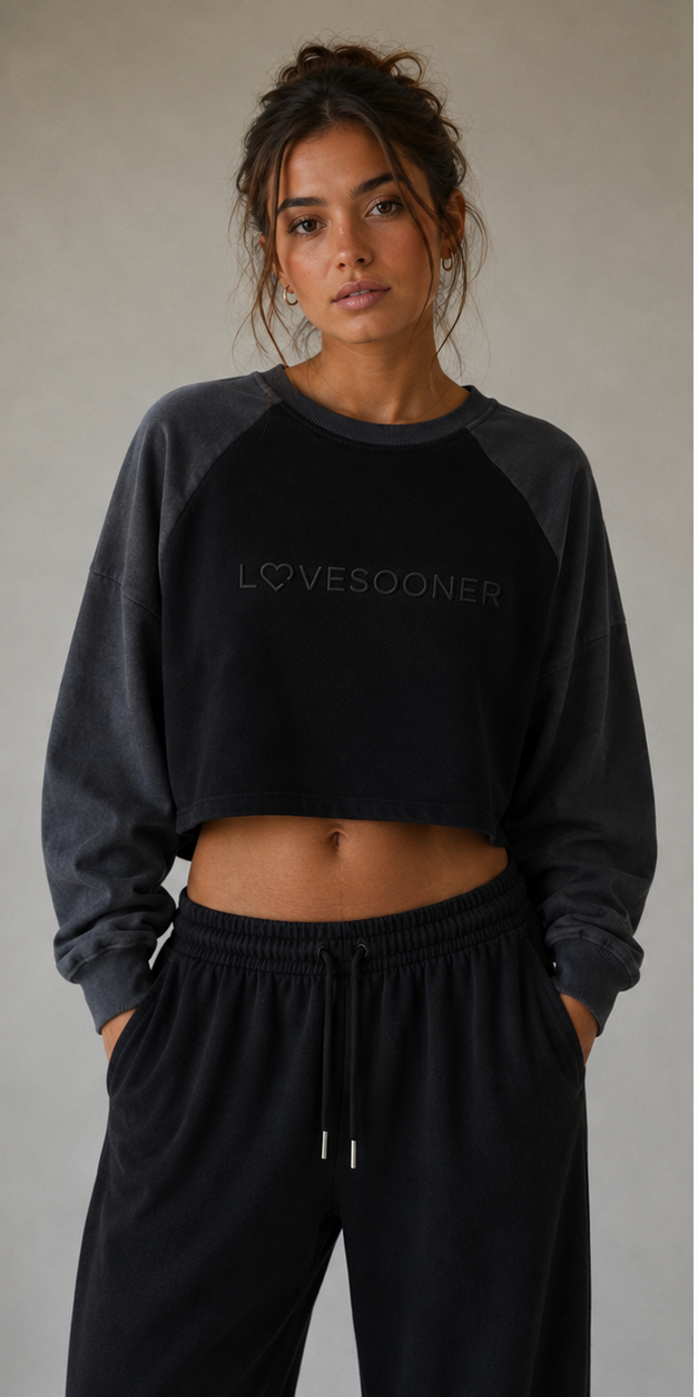 RAW-HEM RAGLAN editorial front