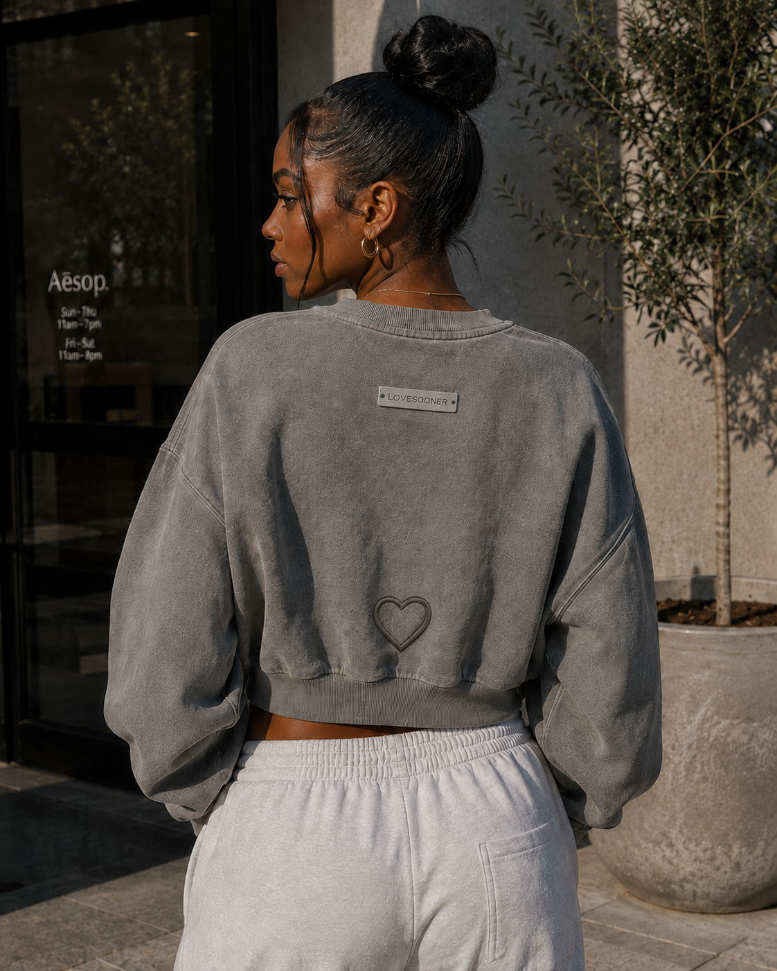 WASHED CROP SWEATSHIRT lifestyle back