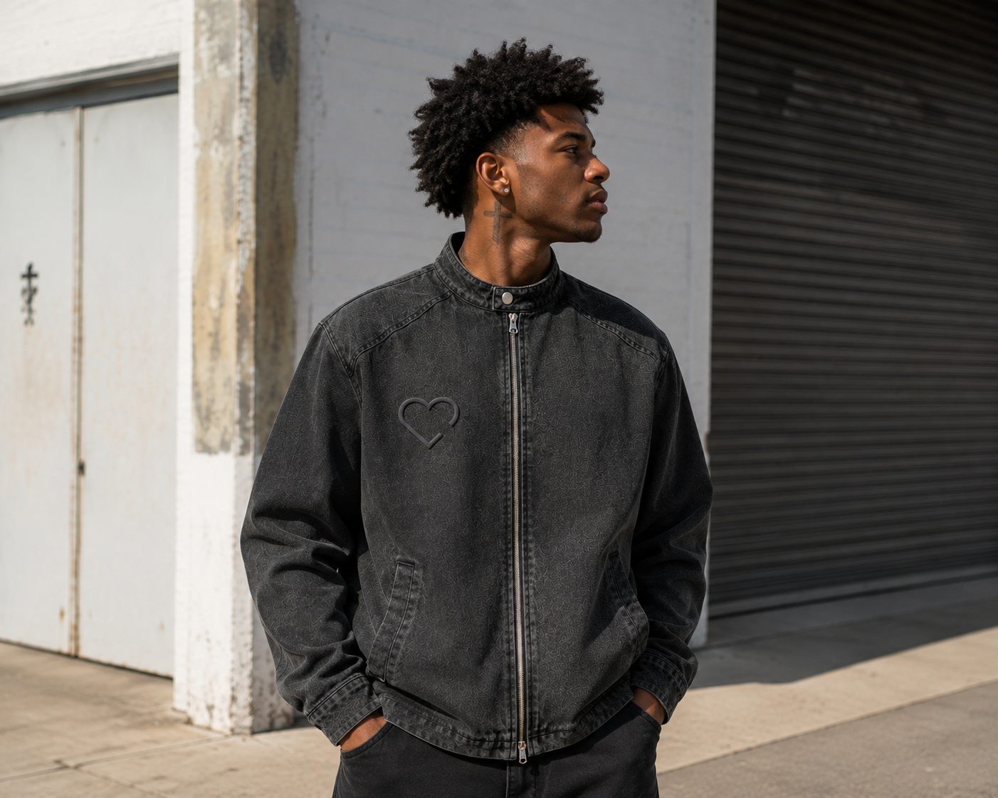 WASHED DENIM JACKET worn front